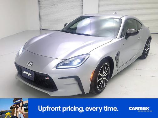 Silver 2023 Toyota GR86