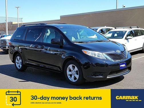 Photo 1 of 25 of 2016 Toyota Sienna LE