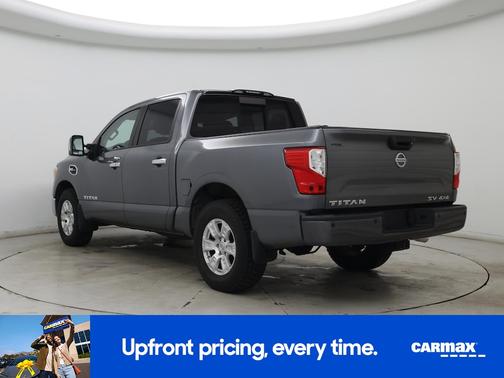 2017 Nissan Titan SV