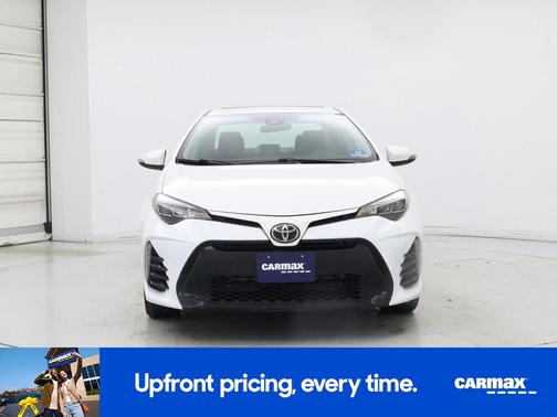 White 2018 Toyota Corolla SE