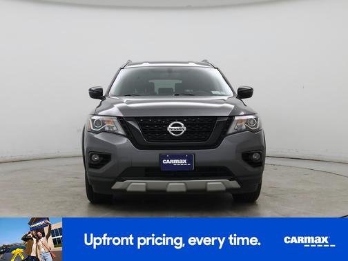 2020 Nissan Pathfinder SV