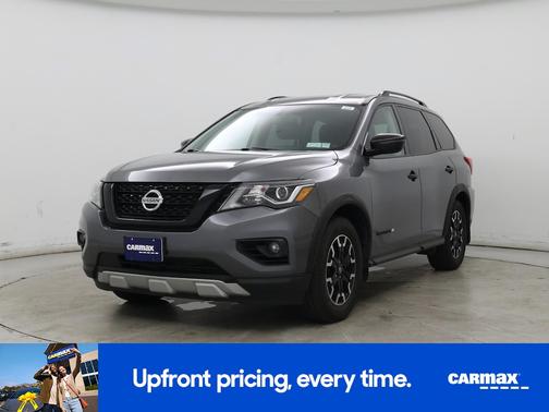 2020 Nissan Pathfinder SV