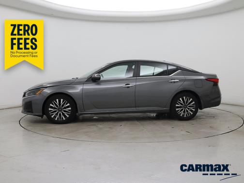 Gray 2023 Nissan Altima SV