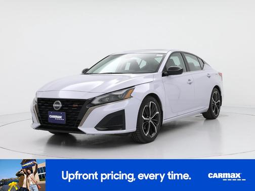 Gray 2024 Nissan Altima SR