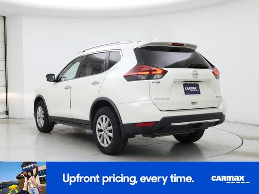 White 2018 Nissan Rogue SV