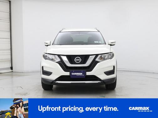 White 2018 Nissan Rogue SV