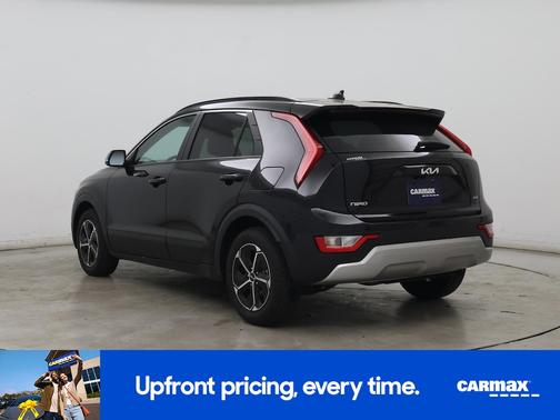 Black 2025 Kia Niro EX