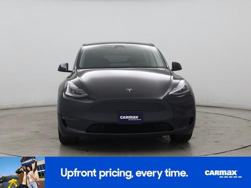 Gray 2025 Tesla Model Y Long Range