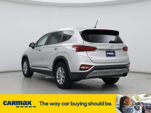 2019 Hyundai SANTA FE SE