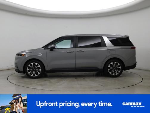 2023 Kia Carnival EX