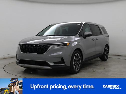 2023 Kia Carnival EX