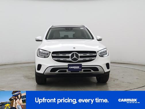 White 2022 Mercedes-Benz GLC 300
