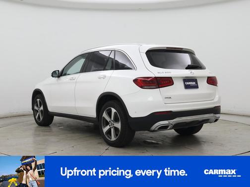 White 2022 Mercedes-Benz GLC 300