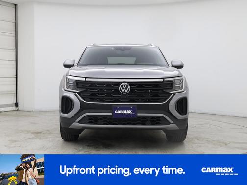 Silver 2025 Volkswagen Atlas Cross Sport SE w/Tech
