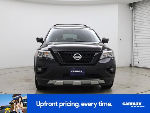 2020 Nissan Pathfinder SL