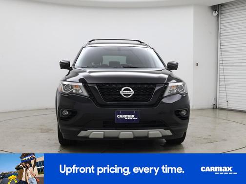 2020 Nissan Pathfinder SL