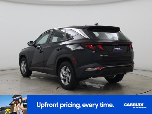 Black 2023 Hyundai TUCSON SE