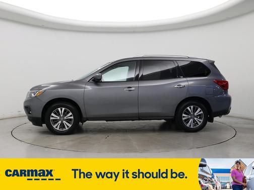 2019 Nissan Pathfinder S
