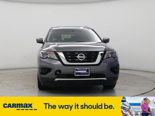 2019 Nissan Pathfinder S