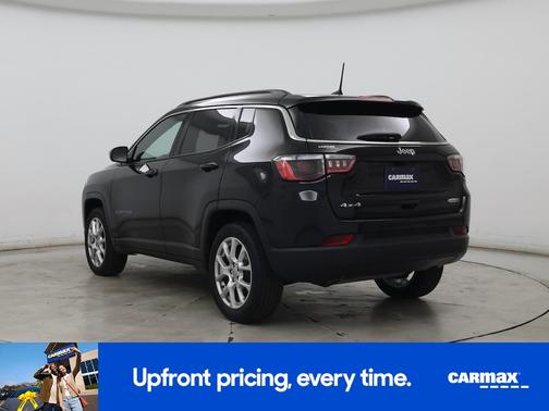 Black 2023 Jeep Compass Latitude Lux