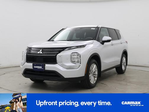 2023 Mitsubishi Outlander ES