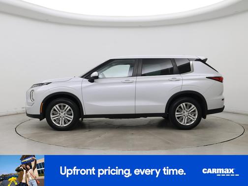 2023 Mitsubishi Outlander ES