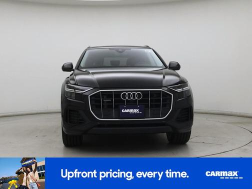 Gray 2022 Audi Q8 Premium