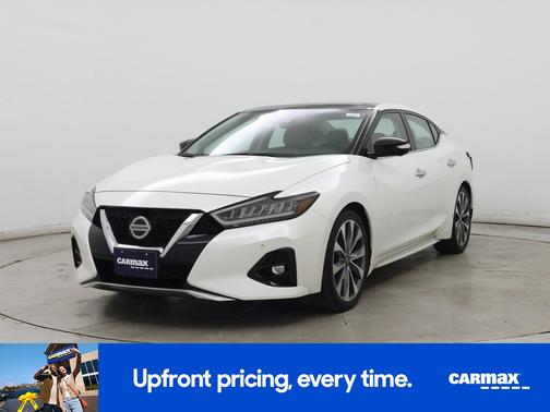 White 2022 Nissan Maxima Platinum