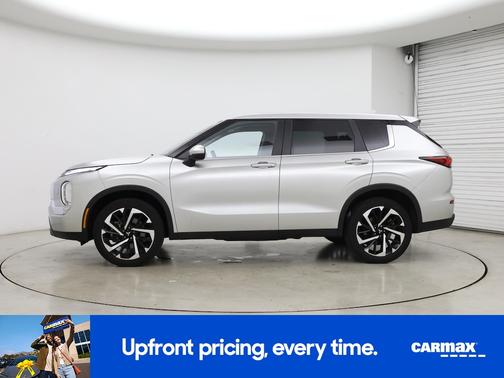 2022 Mitsubishi Outlander ES