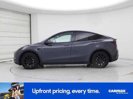 Gray 2023 Tesla Model Y Long Range