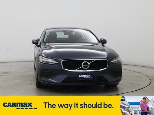 2019 Volvo S60 T6 Momentum