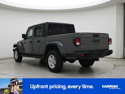 2022 Jeep Gladiator Sport