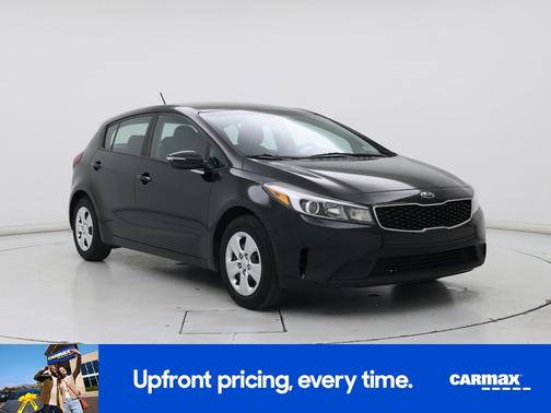 2017 Kia Forte5 LX