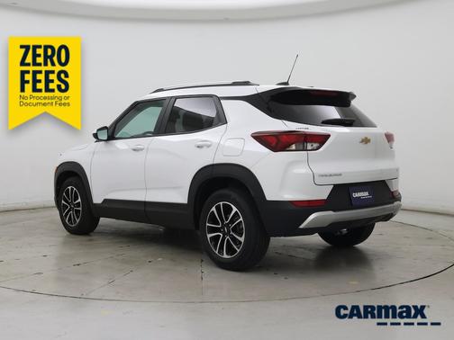 White 2025 Chevrolet Trailblazer LT