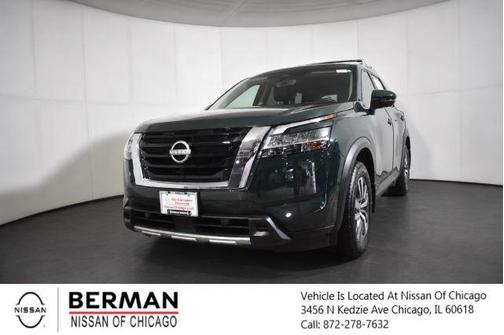 Obsidian Green Pearl 2024 Nissan Pathfinder SL 4WD