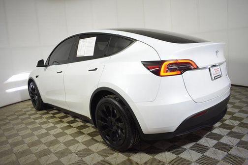 2024 Tesla Model Y Long Range Dual Motor All-Wheel Drive