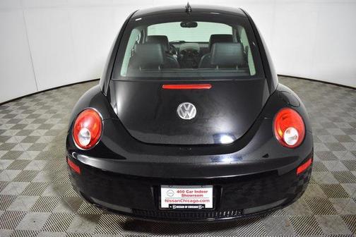 2009 Volkswagen New Beetle S