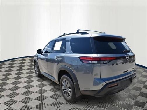 2024 Nissan Pathfinder SV 4WD