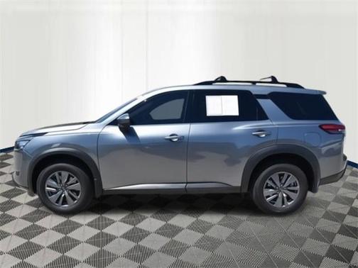2024 Nissan Pathfinder SV 4WD