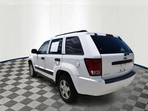 2005 Jeep Grand Cherokee Laredo