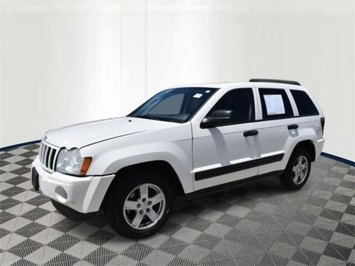 2005 Jeep Grand Cherokee Laredo