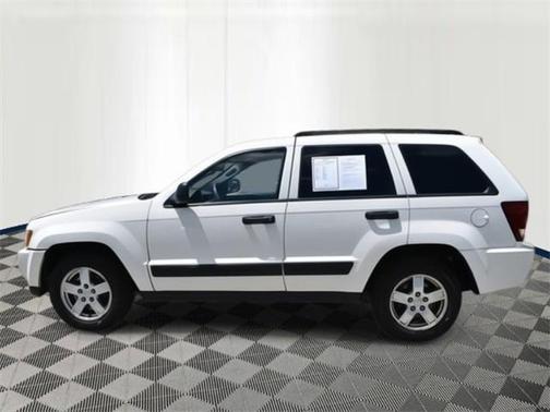 2005 Jeep Grand Cherokee Laredo