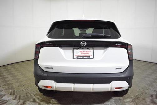 2025 Nissan Kicks SV