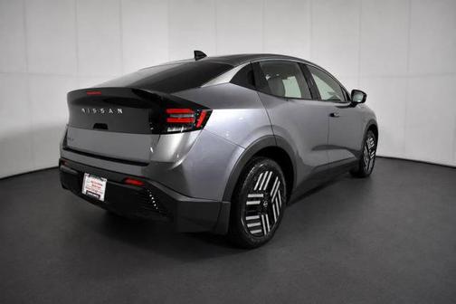 Gun Metallic 2026 Nissan Leaf SV+
