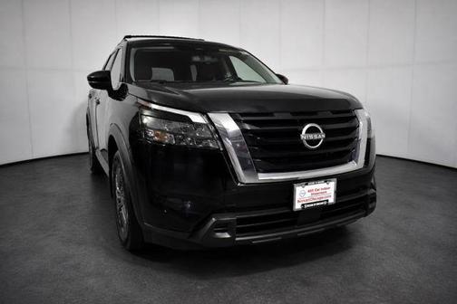 Super Black 2023 Nissan Pathfinder SV 4WD