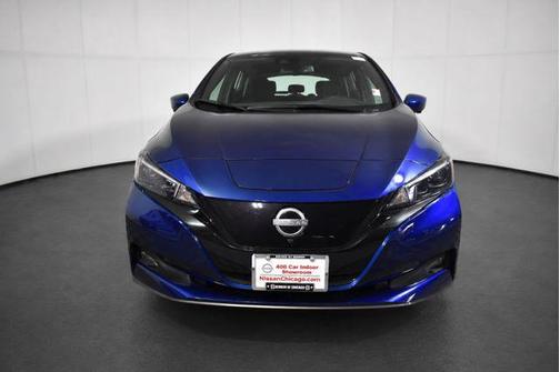 Deep Blue Pearl 2025 Nissan Leaf SV PLUS