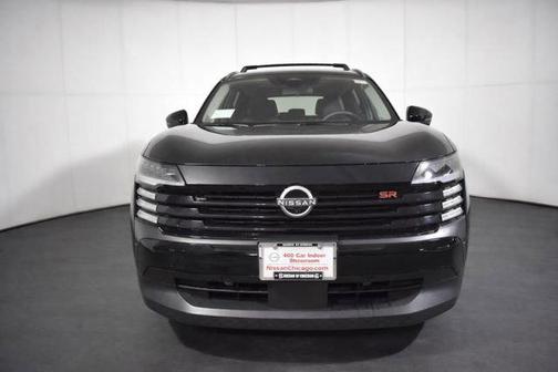 Super Black 2026 Nissan Kicks SR