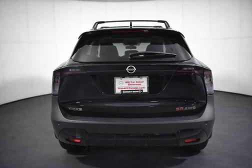 Super Black 2026 Nissan Kicks SR