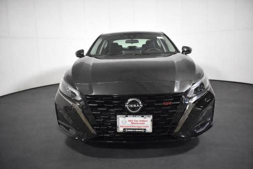 Super Black Clearcoat 2024 Nissan Altima SR FWD