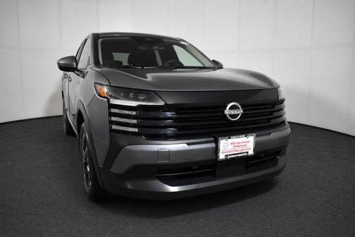 Gun Metallic 2025 Nissan Kicks SV
